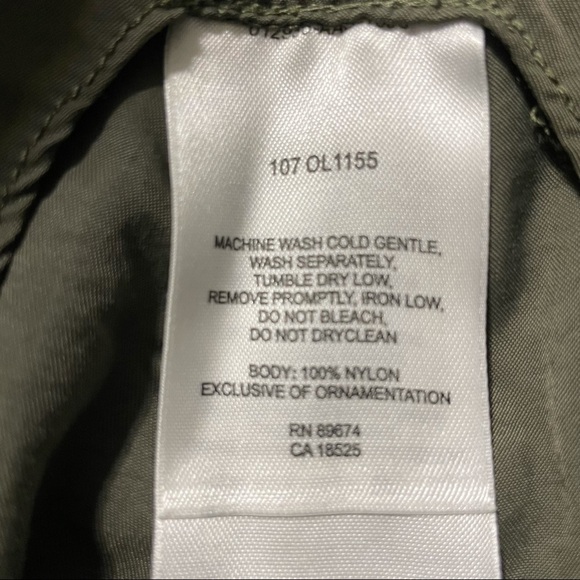 Mountain Hardwear Outdoor Adventure Nylon Shorts 2 - Picture 10 of 10